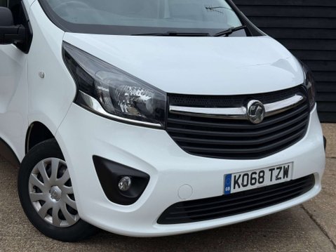 Vauxhall Vivaro 1.6 Vivaro 2700 Sportive CDTi 4