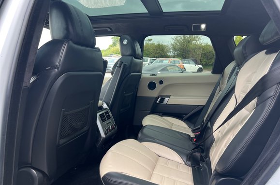 Land Rover Range Rover Sport 3.0 SDV6 AUTOBIOGRAPHY DYNAMIC AUTO 36