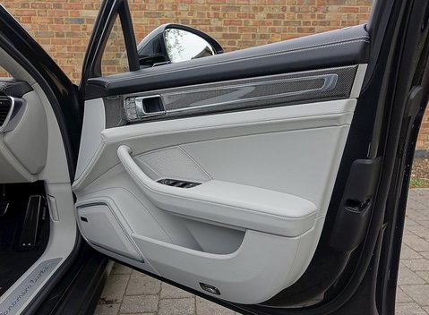 Porsche Panamera Turbo 17