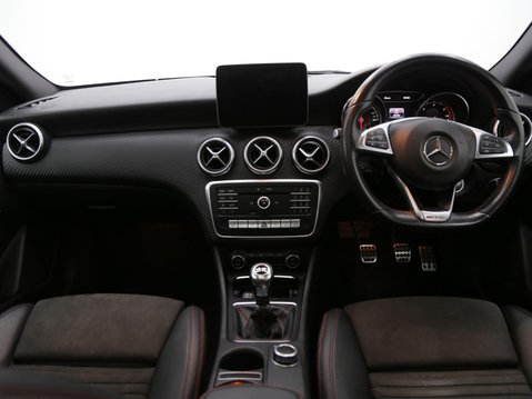 Mercedes-Benz A Class 1.5 A180d AMG Line (Premium Plus) Euro 6 (s/s) 5dr 9