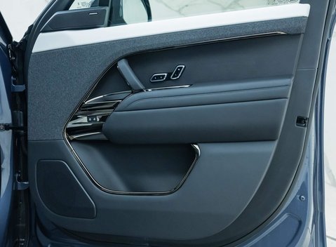 Land Rover Range Rover Sport P440e Autobiography 18
