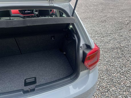 Volkswagen Polo 1.0 Polo Beats TSi Semi-Auto 5dr 44