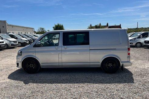 Volkswagen Transporter Crew Cab AUTO SWB L1H1 Low Roof T32 Highline Air C
