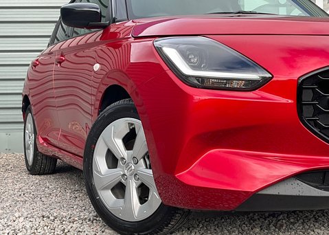 Suzuki Swift 1.2 Mild Hybrid Motion  2