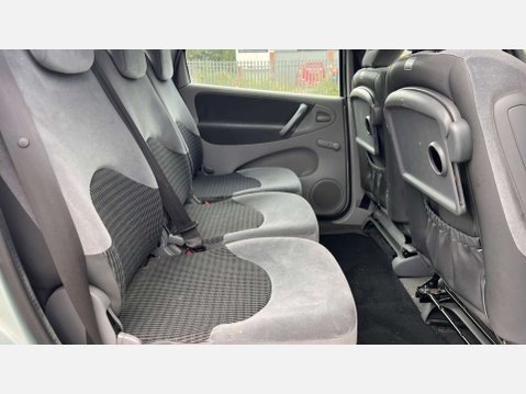 Citroen Xsara Picasso 1.8i 16V Desire MPV 5dr Petrol Manual (184 g/km, 117 bhp) 14