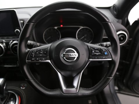 Nissan Juke 1.0 DIG-T Tekna+ DCT Auto Euro 6 (s/s) 5dr 10