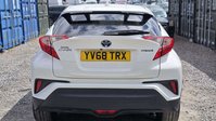 Toyota C-HR 1.8 VVT-h Design SUV 5dr Petrol Hybrid CVT Euro 6 (s/s) (122 ps) 4