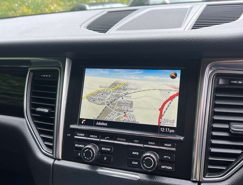Porsche Macan 3.0 Macan S Semi-Auto 4WD 5dr 28