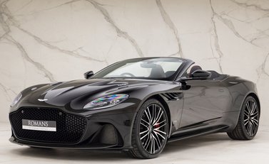 Aston Martin DBS Superleggera Volante 6