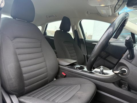 Ford Mondeo 1.5 TDCi ECOnetic Zetec Euro 6 (s/s) 5dr 35