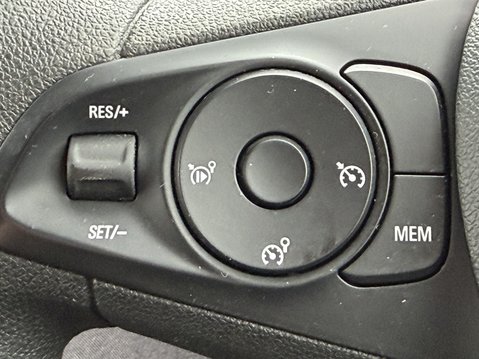 Vauxhall Combo Life 1.5 Turbo D Energy XL 5dr 28