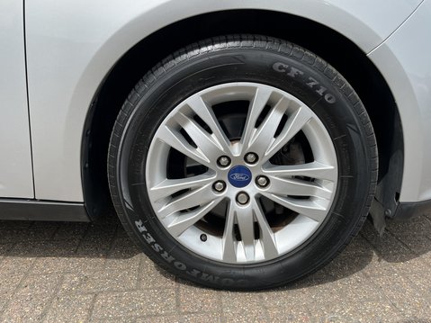 Ford Focus 1.6 125 Titanium 5dr Powershift 28