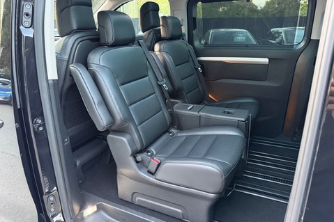 Toyota Proace Verso D-4D L2 VIP - 7 SEATER - AUTOMATIC  24