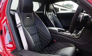 Mercedes-Benz SLS AMG GT Final Edition 17