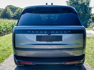 Land Rover Range Rover P440e SE 22
