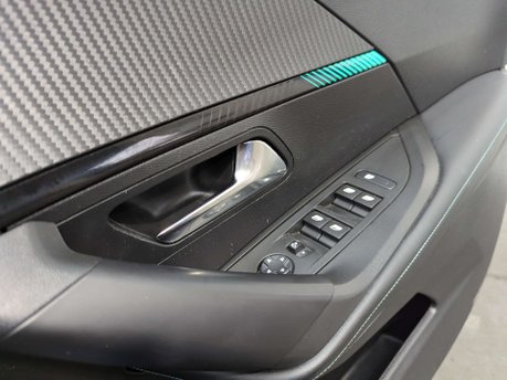 Peugeot 2008 2008 Allure Premium EV 5dr 81