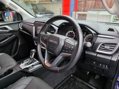 Isuzu D-Max DL40 DCB Auto 21