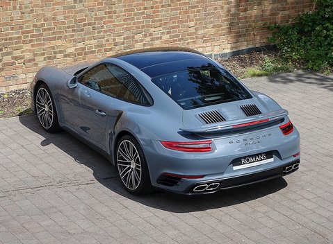 Porsche 911 (991) Turbo 12