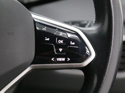 Volkswagen ID.3 Pro Performance 58kWh Life Auto 5dr 12