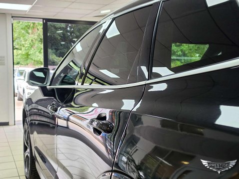 Volvo XC60 2.0 D5 PowerPulse R-Design Auto AWD Euro 6 (s/s) 5dr 70