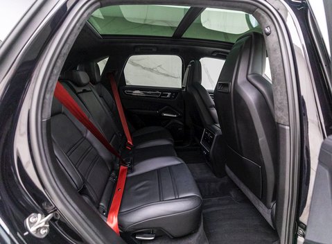 Porsche Cayenne Turbo S E-Hybrid 14