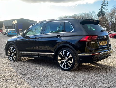 Volkswagen Tiguan 2.0 Tiguan R-Line Tech TDI Semi-Auto 5dr 6