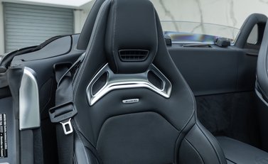 Mercedes-Benz Amg GT C Roadster 18