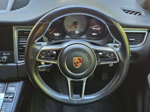 Porsche Macan 3.0 Macan S D Semi-Auto 4WD 5dr 17