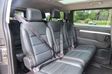 Vauxhall Vivaro Life 50kWh Elite MPV 5dr Electric Auto LWB (8 Seat, 7.4kW Charger) (136 ps) 9