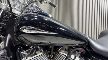 Honda VT750 C SHADOW CUSTOM 2010 ONLY 19K MOT NOV 2027 SERVICED 750CC 27