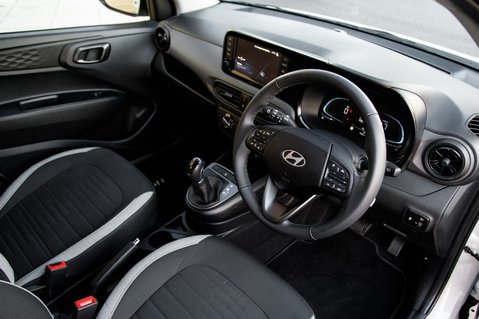 Hyundai i10 ADVANCE 4