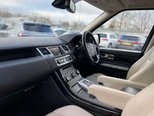 Land Rover Range Rover Sport 3.0 SD V6 HSE Black SUV 5dr Diesel Auto 4WD Euro 5 (255 bhp) 43