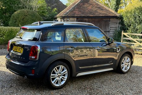 Mini Countryman COOPER SD ALL4 16