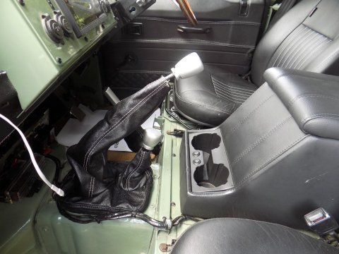 Land Rover Defender 110 2.5 Diesel 13