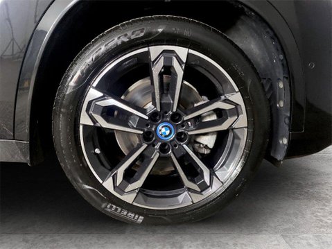 BMW iX1 30 66.5kWh M Sport SUV 5dr Electric Auto xDrive (11kW Charger) (313 ps) 1 O 10