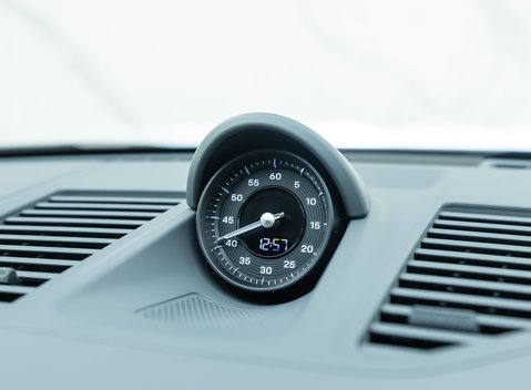 Porsche 911 Carrera S (992) 17