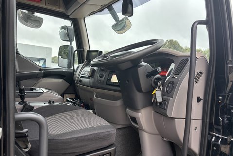 DAF LF LF 210 FA 14T with Fassi F85 Crane 16
