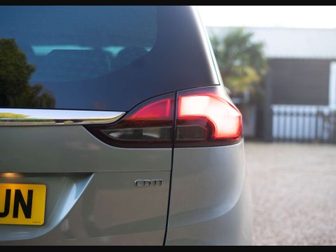 Vauxhall Zafira 2.0 Zafira Tourer SE CDTi 5dr 30