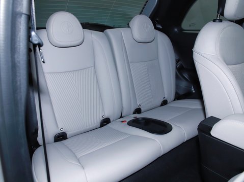 Fiat 500 87kW Giorgio Armani 42kWh 3dr Auto 31
