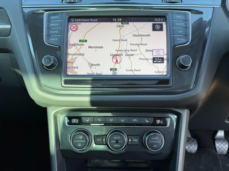Volkswagen Tiguan 2.0 TDI BlueMotion Tech SEL Euro 6 (s/s) 5dr 20