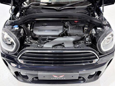 Mini Countryman COOPER EXCLUSIVE 27