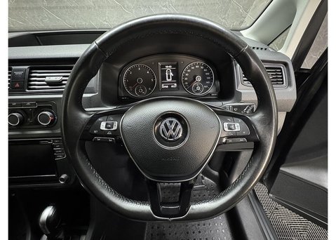 Volkswagen Caddy Maxi 2.0 TDI C20 Crew Van Double Cab 5dr Diesel DSG LWB Euro 6 (s/s) (102 ps) 48