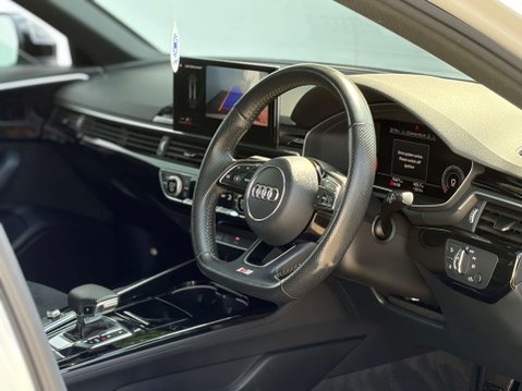 Audi A4 2.0 A4 Black Edition 35 TDI Semi-Auto 4dr 19