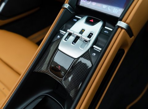 Ferrari Roma SPIDER 26