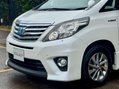 Toyota Alphard 2.4 HYBRID 31