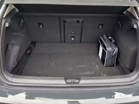 Volkswagen Golf 1.5 eTSI MHEV Life Hatchback 5dr Petrol Hybrid DSG Euro 6 (s/s) (150 ps) 26