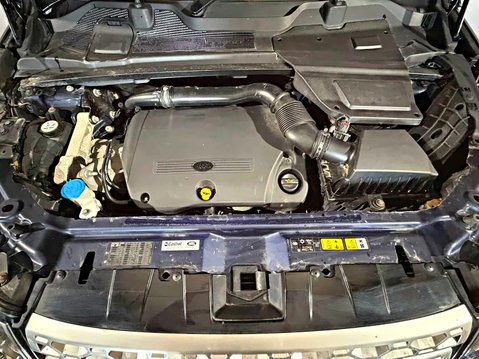 Land Rover Discovery Sport SD4 HSE 11
