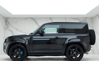 Land Rover Defender 90 V8 Bond Edition 2