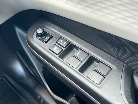 Suzuki Swift ULTRA 37