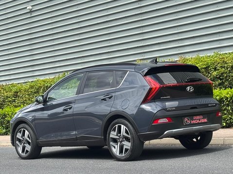 Hyundai BAYON T-GDI PREMIUM MHEV 8